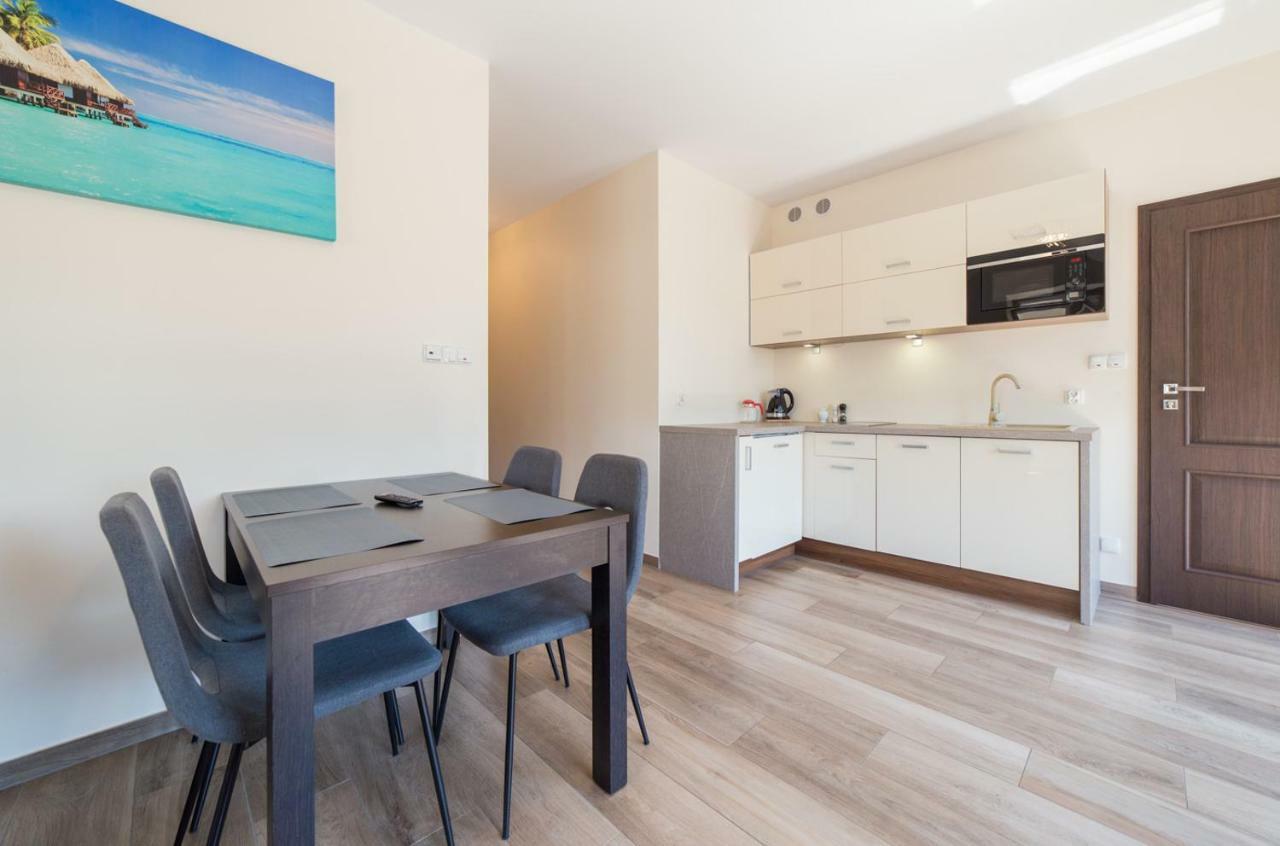 Lilu Apartamenty Dziwnow Bagian luar foto